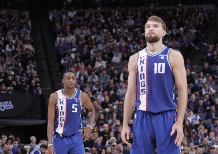 NBA战报：托马斯34分6助，福克斯空砍31分5助，篮网108-103国王
