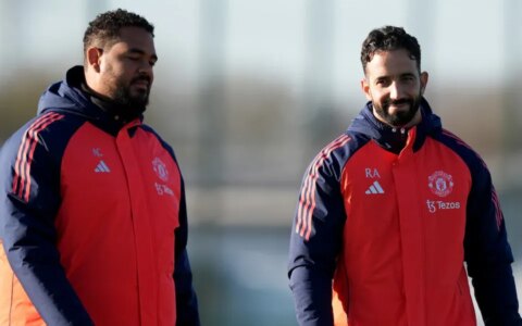 英媒：阿莫林废除滕哈赫训练方案，安排教练分开指导各条线