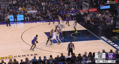NBA半场：托马斯22分，福克斯24分2助，篮网65-57国王