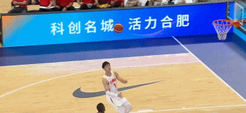 曾凡博连续暴扣！中国男篮一波11-0创18分领先优势
