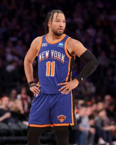 NBA战报：布伦森&唐斯双双30+，布克33分，尼克斯138-122太阳