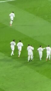 本泽马：如果C罗说自己历史最佳那是他的看法，对我来说大罗最佳