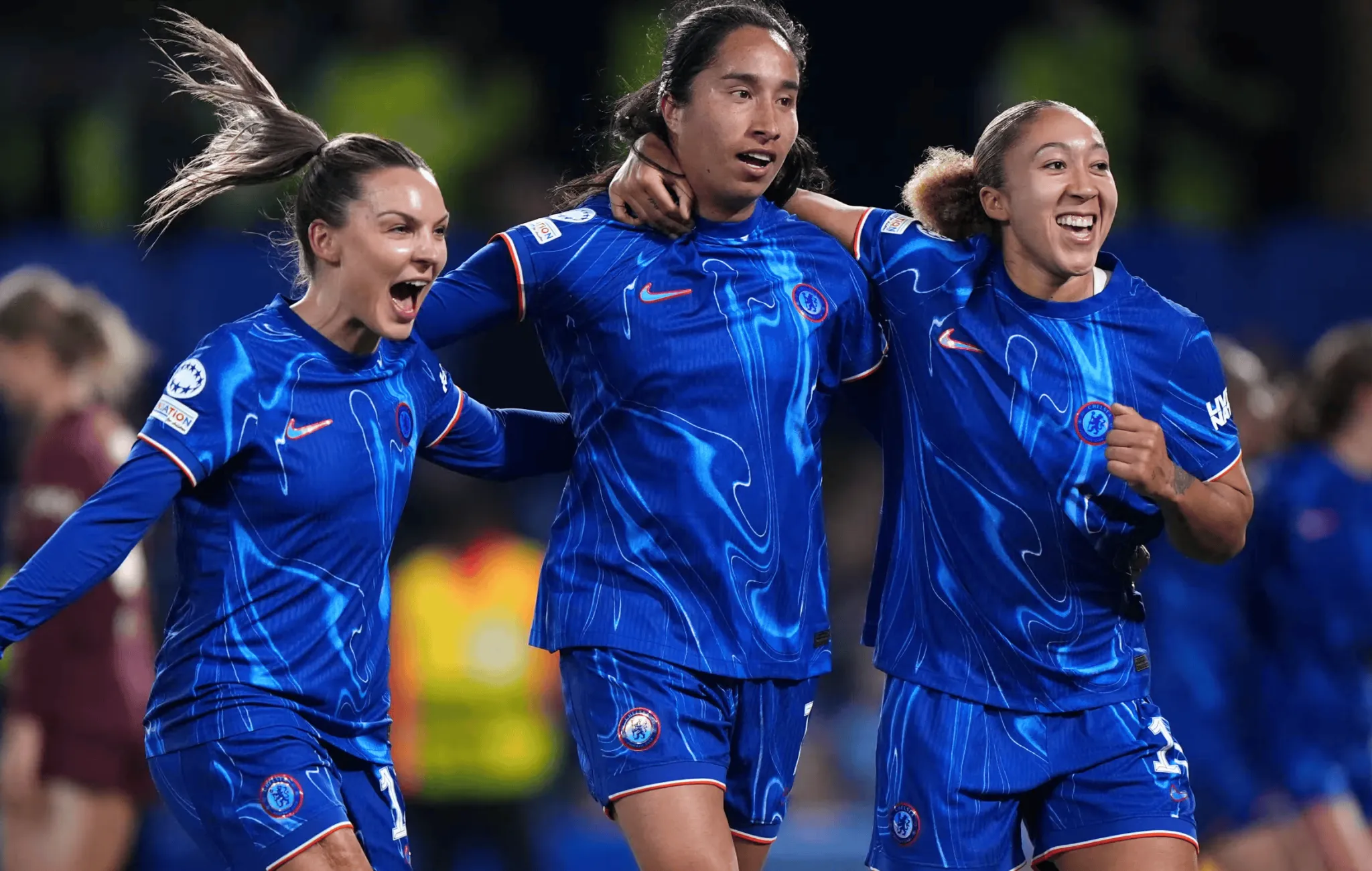 蓝军女足主场3-0，总比分3-2逆转曼城晋级欧冠4强，将战巴萨