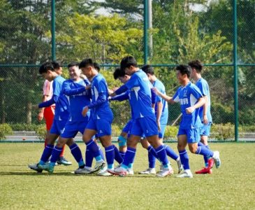 全民足球 | 决定踢职业联赛之后，被更多人看到之前