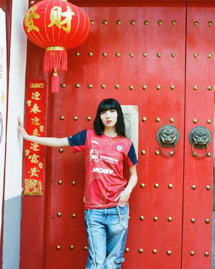 撒丁岛x福建霞浦!卡利亚里推出特别版球衣 融中国文化和撒丁文化 7 撒丁岛x福建霞浦!卡利亚里推出特别版球衣 融中国文化和撒丁文化