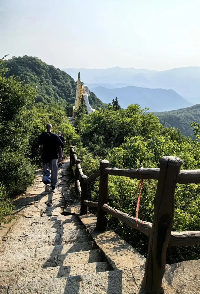🤷‍️美记：文班亚马在少林寺开始了内心的修炼，将专注于身心和谐之旅