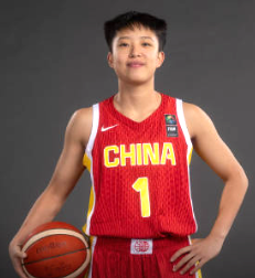 全队才得26分！冉珂嘉半场砍下15分9篮板，中国女篮U19落后葡萄牙7分！