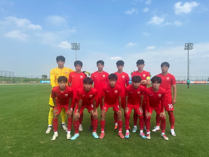 中青赛第3轮：上海海港U19队2比0青岛红狮U19队 赵心瑞传射建功