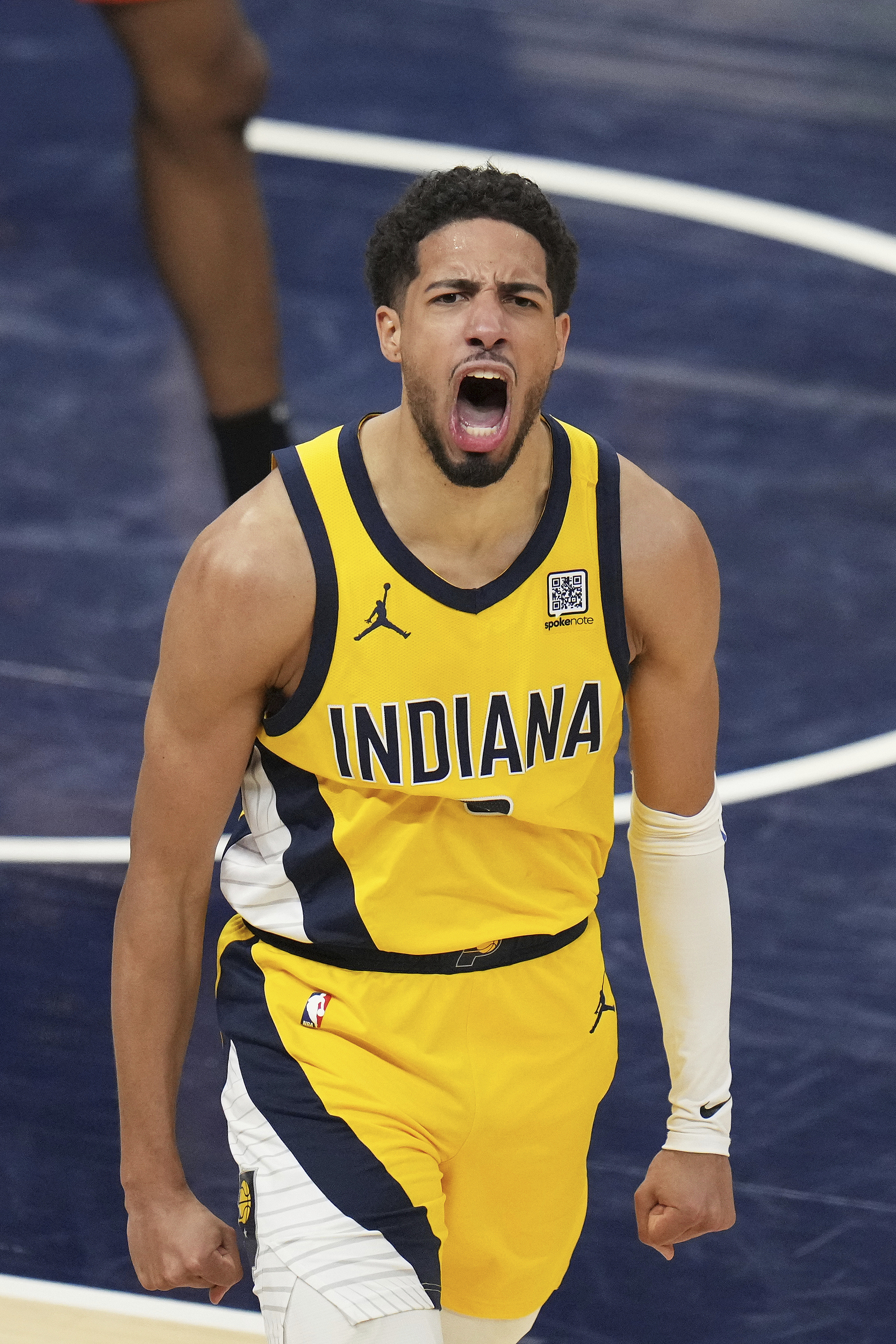 美媒统计NBA顶级进攻发起者“持球决策时间”：哈利伯顿第一