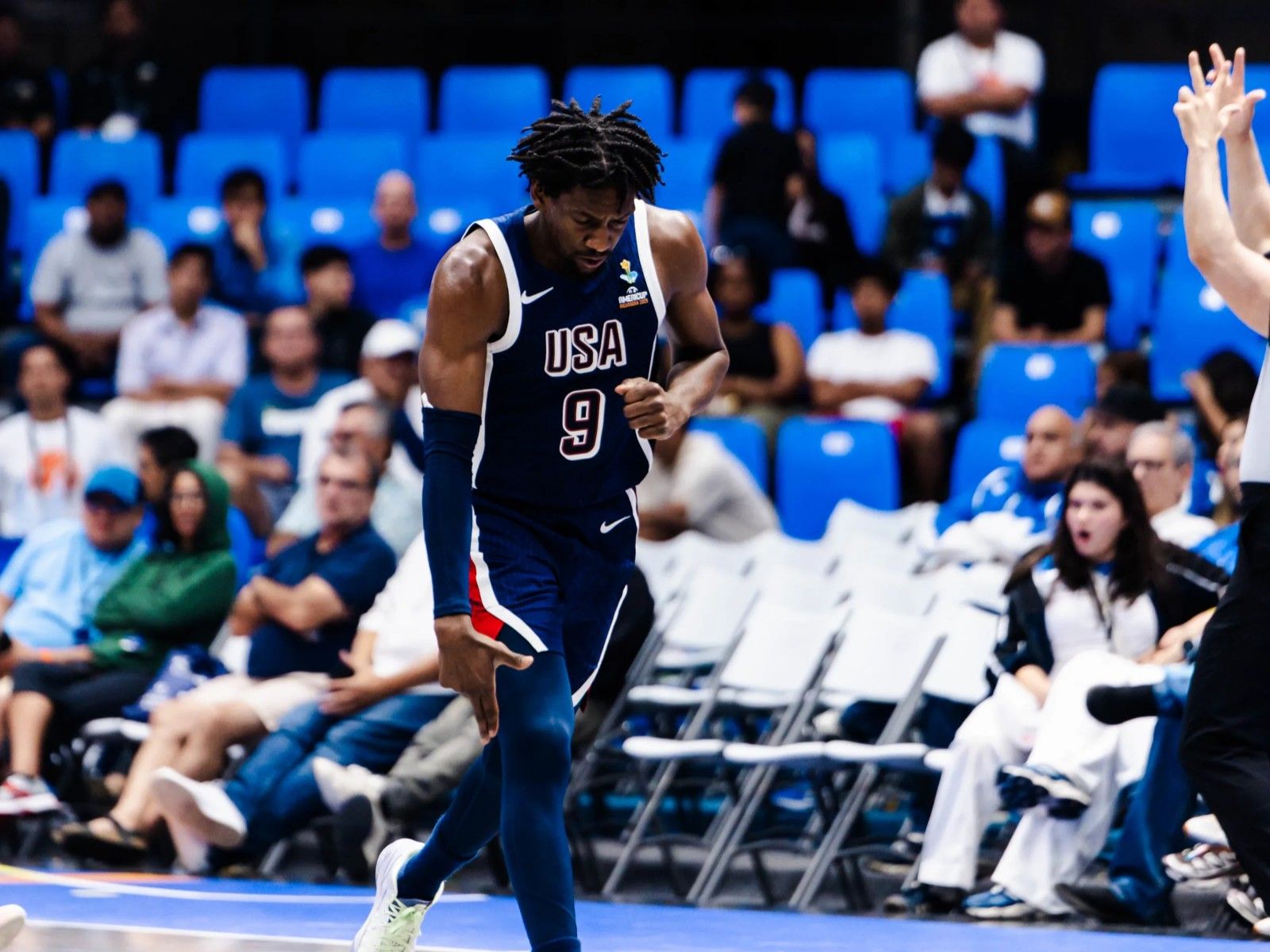 男篮美洲杯小组赛：FIBA官网有六成网友看好美国战胜巴西
